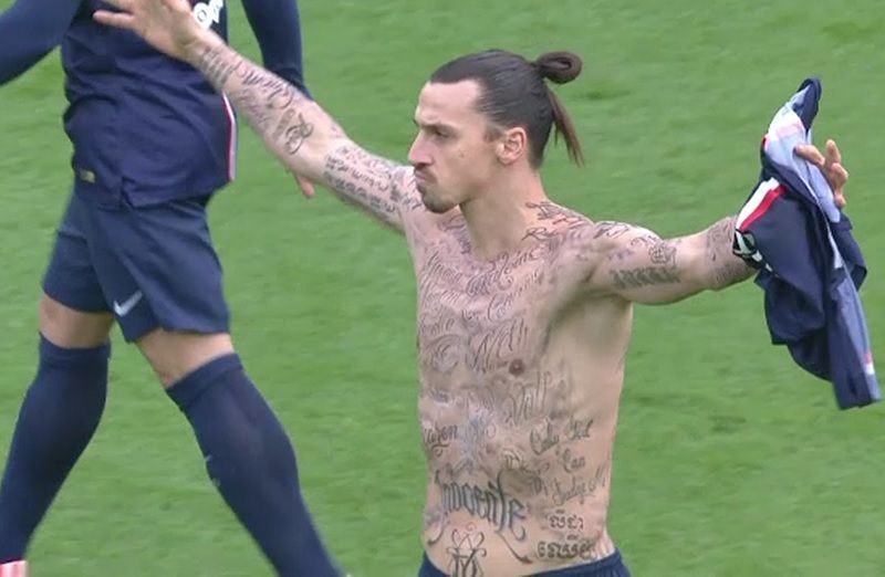 Transformarea UIMITOARE a lui Zlatan: starul PSG-ului si-a dat tricoul jos, fanilor nu le-a venit sa creada cum arata acum! Ibra a dat si un supergol cu Caen: VIDEO_3