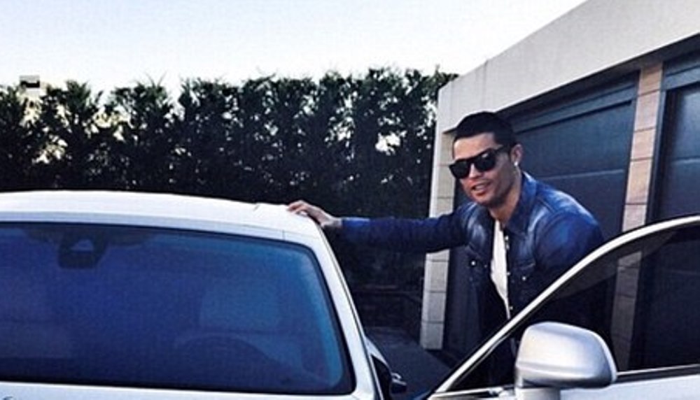 Cum arata "MONSTRUL" de 400.000 de euro cu care Cristiano Ronaldo a venit la antrenamentul Realului. FOTO si VIDEO_2