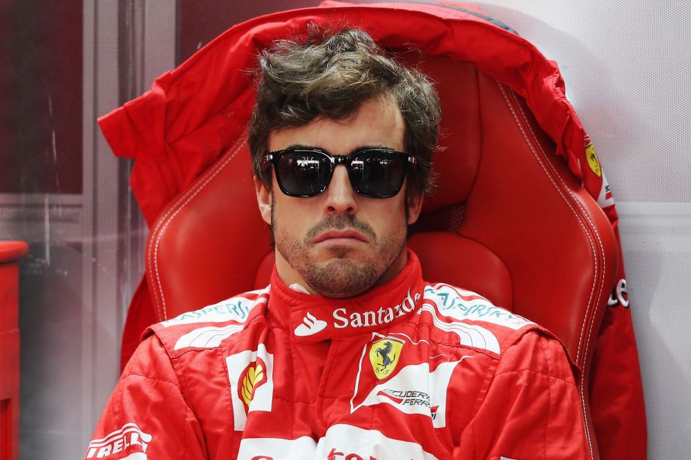 Fernando Alonso "rupe" sala de forta in doua inainte de startul sezonului! Cum arata pilotul de la McLaren-Honda - FOTO_1