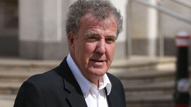 
	Jeremy Clarkson: &quot;Soferii de Dacia n-au vazut ASFALT in viata lor&quot; Vedeta Top Gear ii socheaza din nou pe englezi
