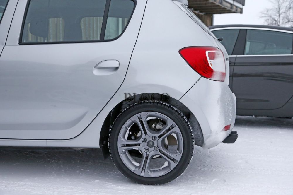 Dacia lanseaza PRIMUL model sport anul acesta! Au aparut noi informatii despre Sandero RS! Surpriza pregatita de producator_6
