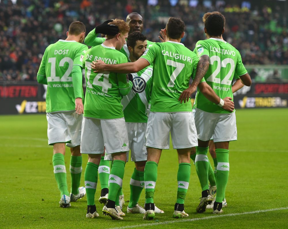 Ajax - Dnipro, decis dupa PRELUNGIRI | Wolfsburg a castigat si pe terenul Interului, Brugge a dat marea lovitura a serii! Vezi golurile din Inter 1-2 Wolfsburg_14