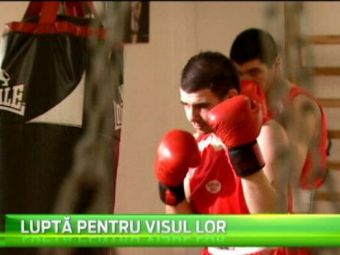 
	Povestea impresionanta a unor elevi nevazatori din Bucuresti: fac box ca sa nu mai fie marginalizati din cauza problemelor de vedere
