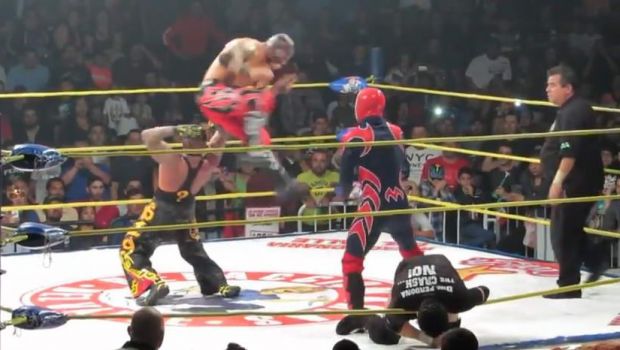 
	VIDEO TRAGEDIE in wrestling! Un luptator a MURIT dupa ce a fost lovit de Rey Mysterio! Imagini SOCANTE
