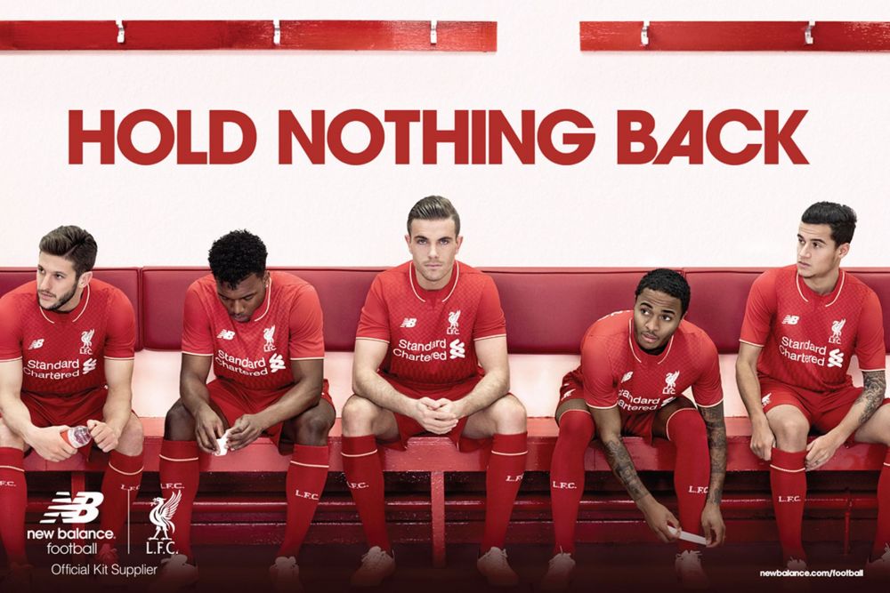 FOTO Liverpool, prima echipa care isi lanseaza echipamentul pentru sezonul urmator! Sterling, avertizat de fani!_10