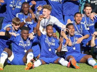 
	Chelsea a cucerit Liga Campionilor la tineret! Juniorii lui Mourinho au invins Sahtior in finala, dupa un meci nebun! Galerie FOTO
