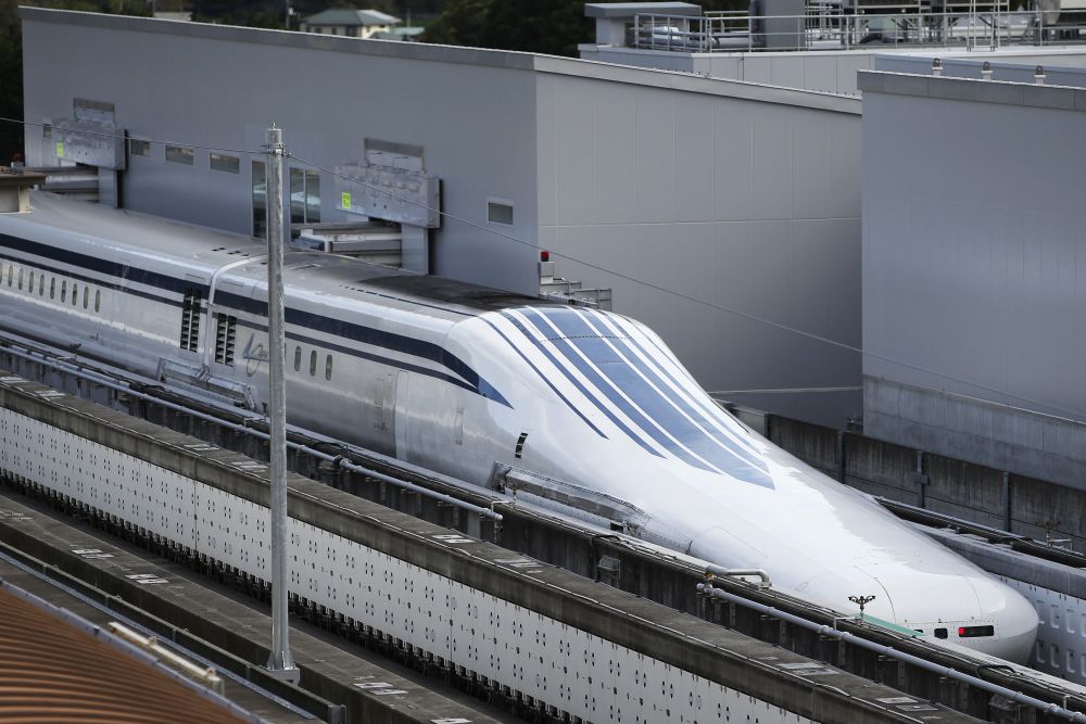 Un nou record mondial de viteza a fost batut azi! Cum arata trenul japonez care merge cu 603 km/h: VIDEO_2