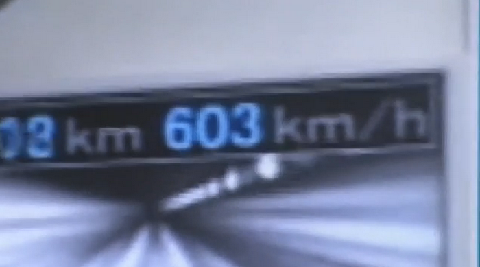 Un nou record mondial de viteza a fost batut azi! Cum arata trenul japonez care merge cu 603 km/h: VIDEO_5