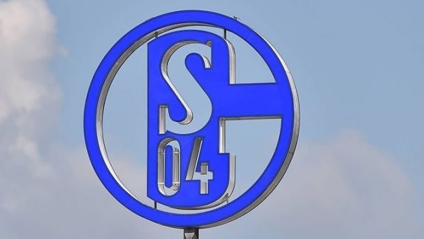 
	SOC in Germania! Schalke si-a dat cei mai buni jucatori afara dupa ultimul meci! Dortmund e la 2 puncte de Europa League
