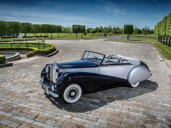 Fascinant! Nu e o masina clasica, e cea mai moderna decapotabila produsa de Rolls Royce | GALERIE FOTO