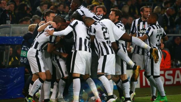 
	Juventus castiga Cupa Italiei dupa 20 de ani! Juventus 2-1 Lazio! Stefan Radu a fost capitan si a marcat pentru Lazio 
