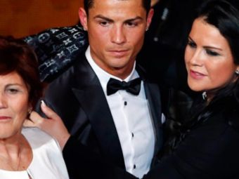 
	Situatie incredibila pentru mama lui Cristiano Ronaldo! Cati bani au gasit politistii in poseta cand au controlat-o in aeroport
