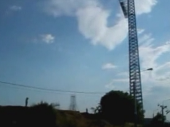 
	VIDEO: A cazut ULTIMUL stalp de la nocturna stadionului din Craiova! Arena a fost COMPLET daramata
