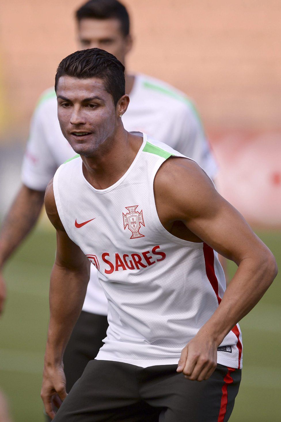 FOTO INCREDIBIL! Ce si-a facut Cristiano Ronaldo la ultimul antrenament al Portugaliei! Cum a aparut starul lui Real_2