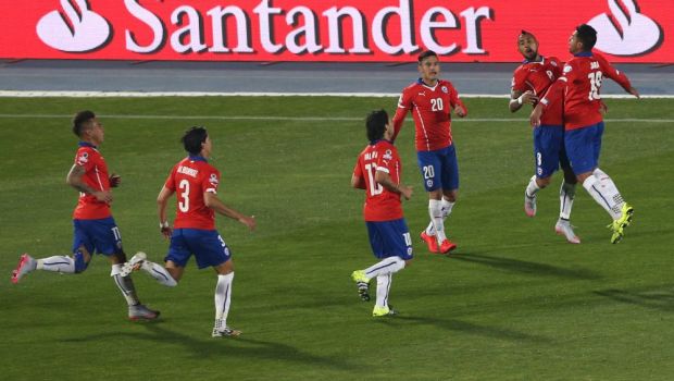 
	Meciuri nebune la Copa America: Chile 3-3 Mexic, Ecuador 2-3 Bolivia, azi-noapte! Un fost stelist, titular in nationala Boliviei
