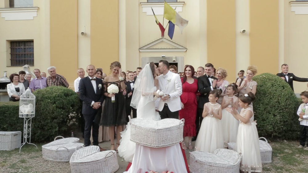 Hora a facut HORA! Jucatorul lui ASA Targu Mures s-a casatorit cu o prezentatoare TV! _1