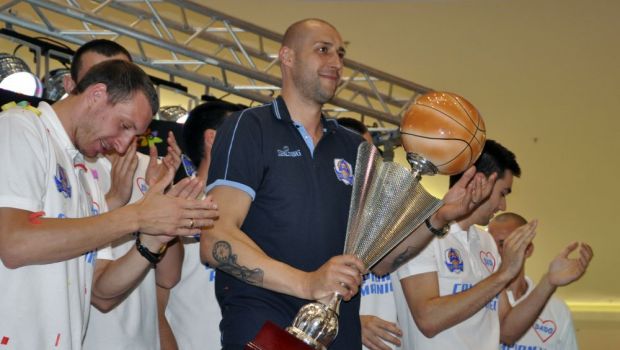 
	Falimentul sportului se extinde | CSU Ploiesti, campioana Romaniei la baschet, va juca in divizia a 2-a!
