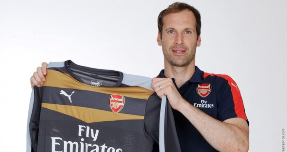 Dupa 11 ani la Chelsea, Petr Cech a semnat oficial cu Arsenal. Primele imagini cu ultimul transfer al lui Wenger. FOTO_1