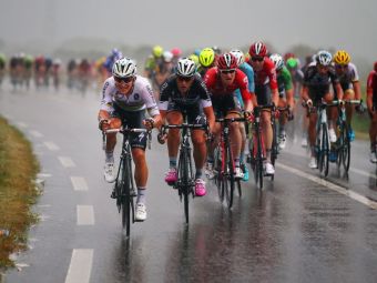 
	Inceput NEBUN in Le Tour | Doi dintre favoriti au pierdut timp important inca din etapa a doua, Greipel s-a impus la sprint in fata lui Sagan! Cancellara e in galben
