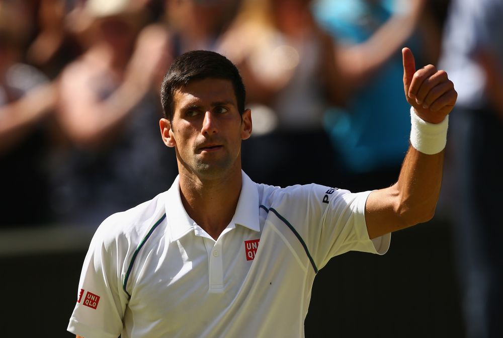 Novak Djokovici a castigat marele trofeu de la Wimbledon, dupa o finala fascinanta impotriva lui Federer: 7-6, 6-7, 6-4, 6-3_1