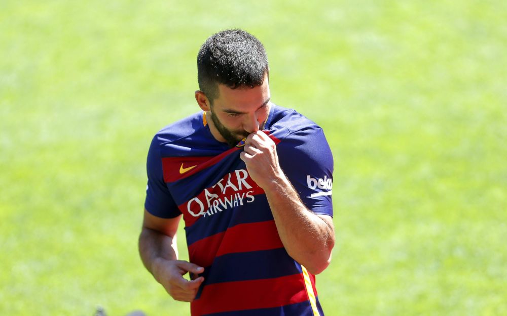 "Toata viata mi-am dorit sa joc la Barcelona" Arda Turan a fost prezentat oficial pe Camp Nou. Ce face pana in ianuarie_1