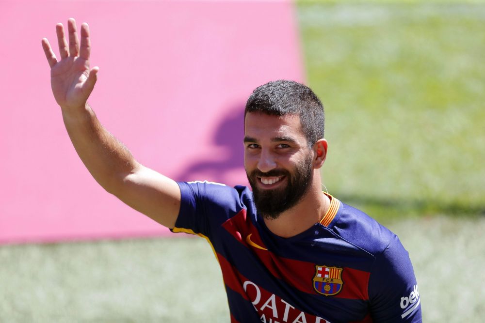"Toata viata mi-am dorit sa joc la Barcelona" Arda Turan a fost prezentat oficial pe Camp Nou. Ce face pana in ianuarie_2