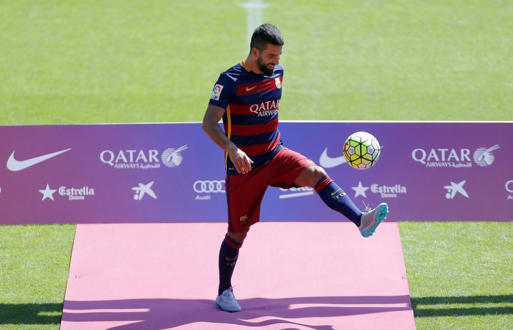 "Toata viata mi-am dorit sa joc la Barcelona" Arda Turan a fost prezentat oficial pe Camp Nou. Ce face pana in ianuarie_3