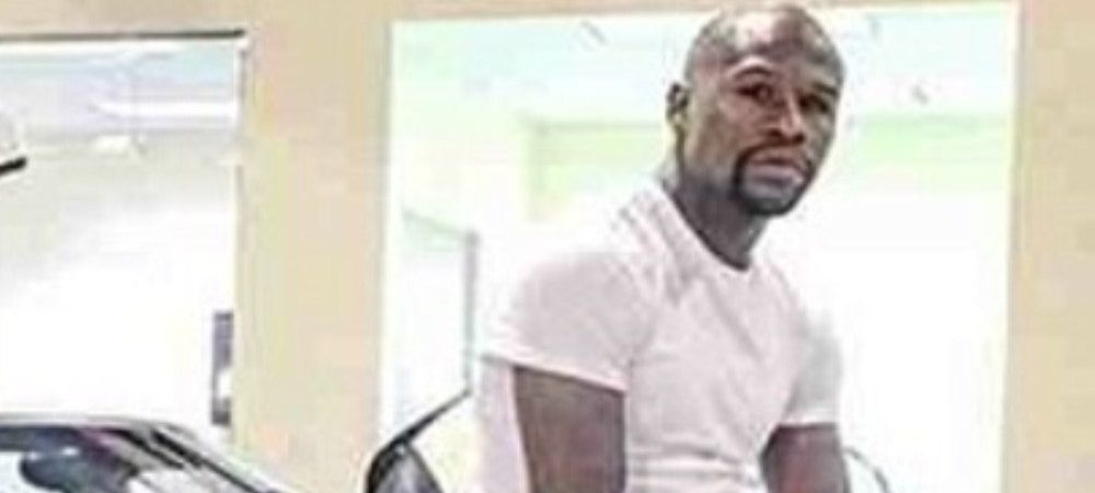 Imagini FABULOASE! Cum arata noua masina de 4.2 mil euro cumparata de Mayweather! Prinde 408 km/h si sunt doar 3 modele in lume Floyd Mayweather Koenigsegg CCXR Trevita