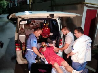 
	FOTO Filip, transportat de urgenta la spital! A fost lovit cu GENUNCHIUL in cap de un adversar! Verdictul medicilor
