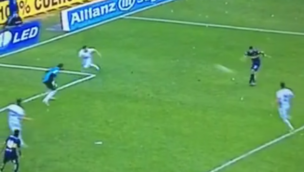 
	Spectacol total la debutul lui Tevez la Boca! Gol senzational din RABONA, Maradona a aplaudat in picioare! VIDEO
