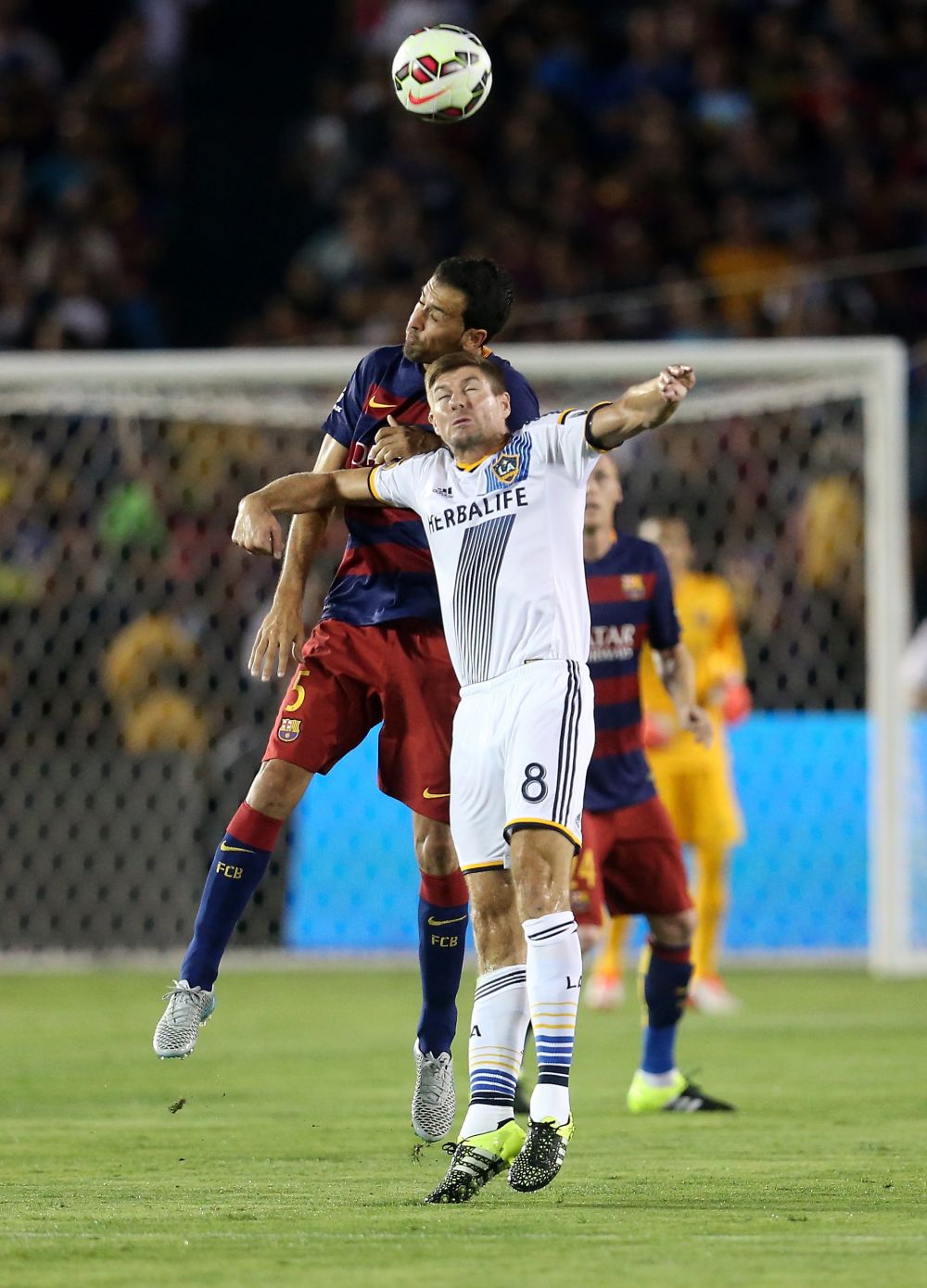 Suarez, surprins in IMAGINEA ZILEI, in amicalul cu LA Galaxy. Barca a castigat cu 2-1 si a jucat pentru prima oara in noul echipament_2