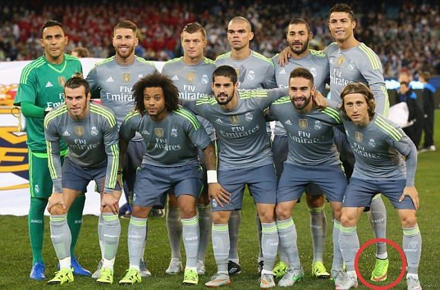 DETALIUL SENZATIONAL din poza de grup a lui Real Madrid! Ce a facut Cristiano Ronaldo crezand ca nu va fi observat_1