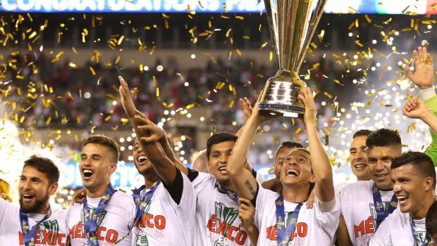 
	VIDEO &amp; FOTO | Mexic, campioana Gold Cup 2015, dupa o finala nebuna cu Jamaica, disputata in fata a 70 de mii de oameni

