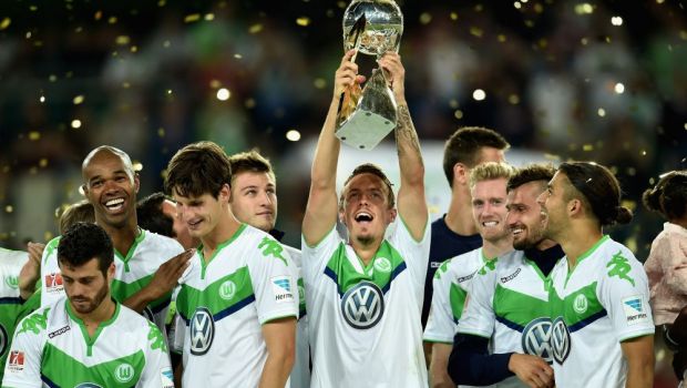 
	A intrat, a marcat si a castigat | Pep Guardiola pierde a doua Supercupa a Germaniei la rand, dupa ce Bendtner a fost eroul lui Wolfsburg: VIDEO
