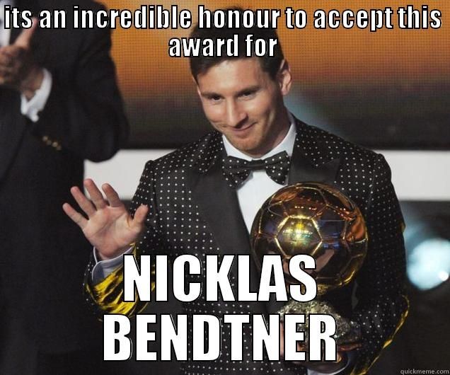 Forma e temporara, clasa e permanenta :)) "Lordul" Bendtner, din nou erou, dupa ce i-a luat Supercupa lui Guardiola. Cele mai tari "meme-uri" facute de fani_4