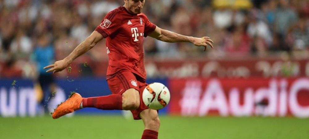 FC Bayern Munchen Robert Lewandowski