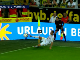 
	EPIC FAIL | Umiliti de Borussia in Germania, austriecii de la Wolfsberger n-au mai putut nici sa nimereasca mingea. Ce a facut un jucator la un corner
