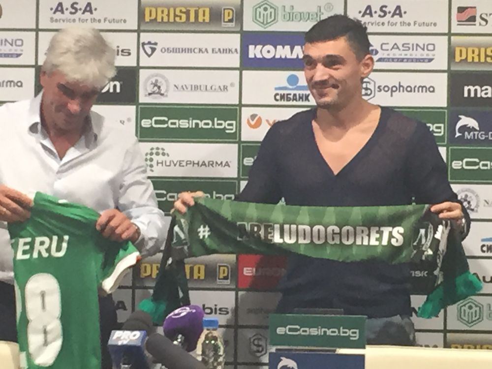 FOTO | Keseru a fost prezentat oficial in Bulgaria, la Ludogorets: "Abia astept sa dau goluri aici, vreau sa marchez si cu Litex"_4