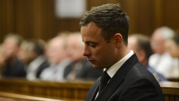 
	Eliberarea lui Pistorius din inchisoare, blocata de Ministerul Justitiei din Africa de Sud. Atletul a ispasit doar 10 luni din pedeapsa de 5 ani
