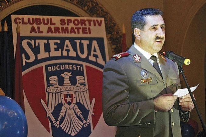 Steaua Clubul Sportiv al Armatei CSA csa steaua Gigi Becali