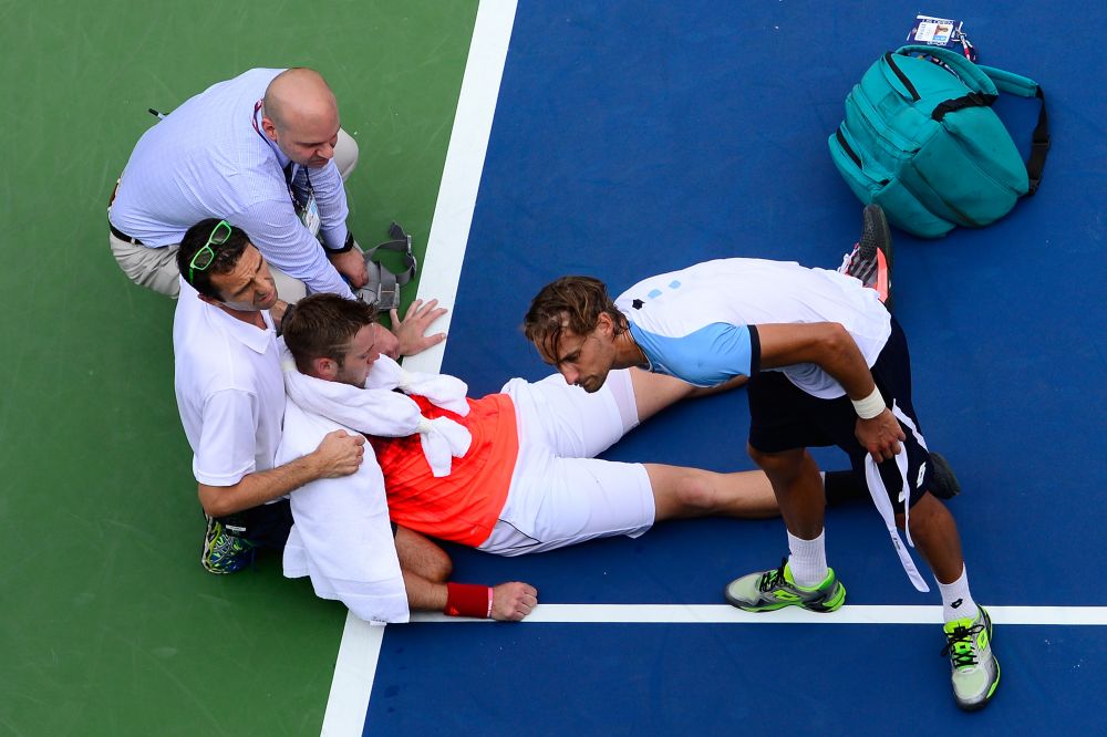 Incident grav la US Open. Jack Sock a lesinat in timpul meciului cu Bemelmans din cauza caldurii toropitoare, americanii se tem ca vremea poate pune probleme in continuare_1