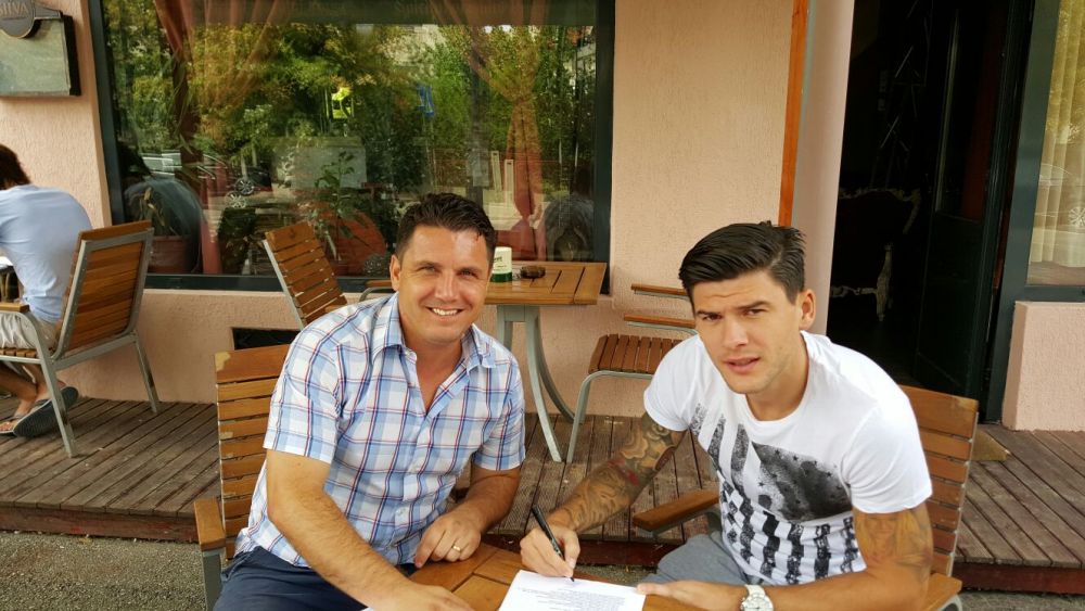 FOTO OFICIAL: Cristi Sapunaru a semnat cu Pandurii! Fostul castigator Europa League se intoarce in Romania_2