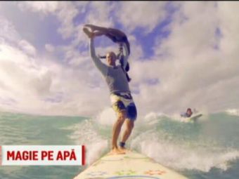 Imagini senzationale de la Mondialul pe placa de surf! Cum se antreneaza campionii inainte sa lupte cu valurile