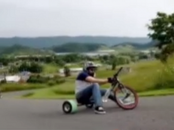 
	Distractie nebuna pe sosea: americanii au inventat tricicletele care prind chiar si 100 km/h VIDEO

