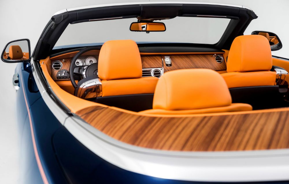Rolls Royce a lansat cea mai LUXOASA decapotabila din lume! Vezi cum arata Dawn, modelul pregatit pentru tinerii miliardari! FOTO_15