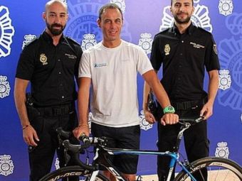 
	Teapa incredibila luata de un hot care a furat o bicicleta de la Turul Spaniei: a vandut-o pe mai putin de 100 &euro;! Cat costa de fapt
