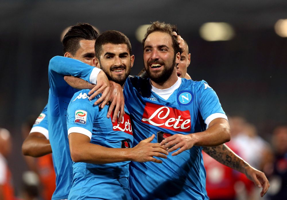 O palma de goluri | Napoli, la cel de-al doilea 5-0 in doar cateva zile. Echipa lui Chiriches a "masacrat-o" pe Lazio, Radu Stefan a avut cosmaruri cu Higuain_2