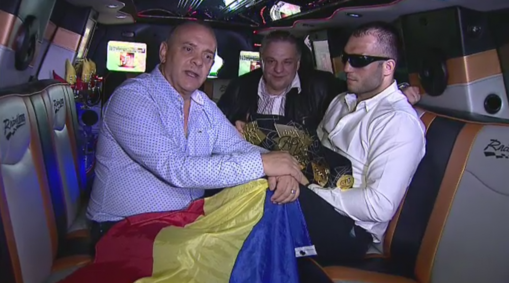 Stirile din Sport de la ProTV, ora 20:00. Imagini cu noul campion mondial din boxul romanesc: Mihai Nistor a cucerit centura AIBA Pro Boxing_4