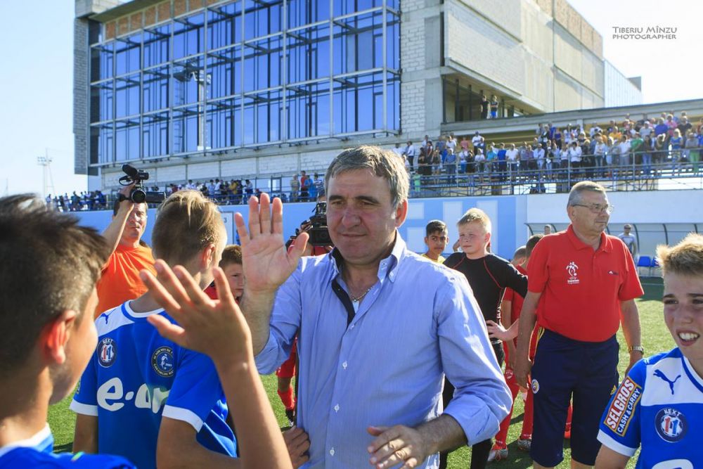 Gica Hagi, Zidane si Trezeguet | "Regele" fotbalului romanesc, intre ambasadorii celei mai mari competitii pentru copii din lume_1