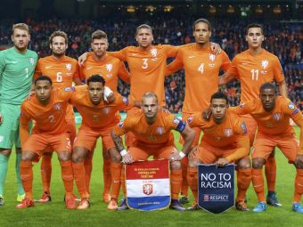 
	&quot;Cea mai mare rusine din istorie&quot; si &quot;Cifrele sunt inimaginabile, patetice&quot;. Sneijder si Van Persie, facuti praf de olandezi, dupa ratarea calificarii la EURO

